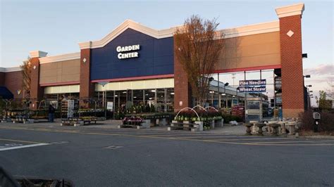 Lowes kannapolis - Lowes Foods has three Charlotte-area locations in Mooresville, Harrisburg and Huntersville, and plans to open three more in Concord, Kannapolis and Indian Land, S.C.The Concord is expected to open ...